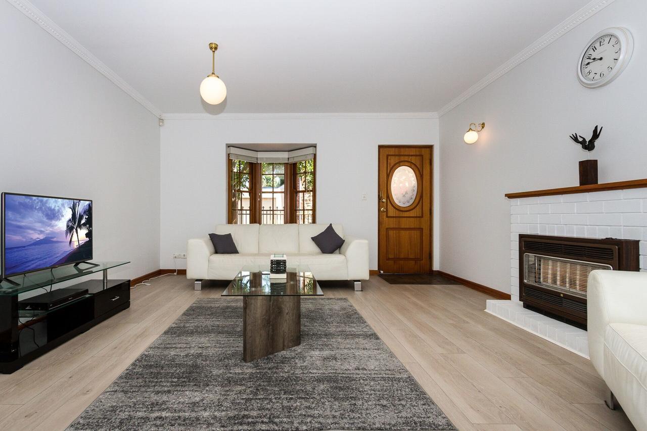Adelaide Style Accommodation-Getaway In North Adelaide- Close To City ภายนอก รูปภาพ
