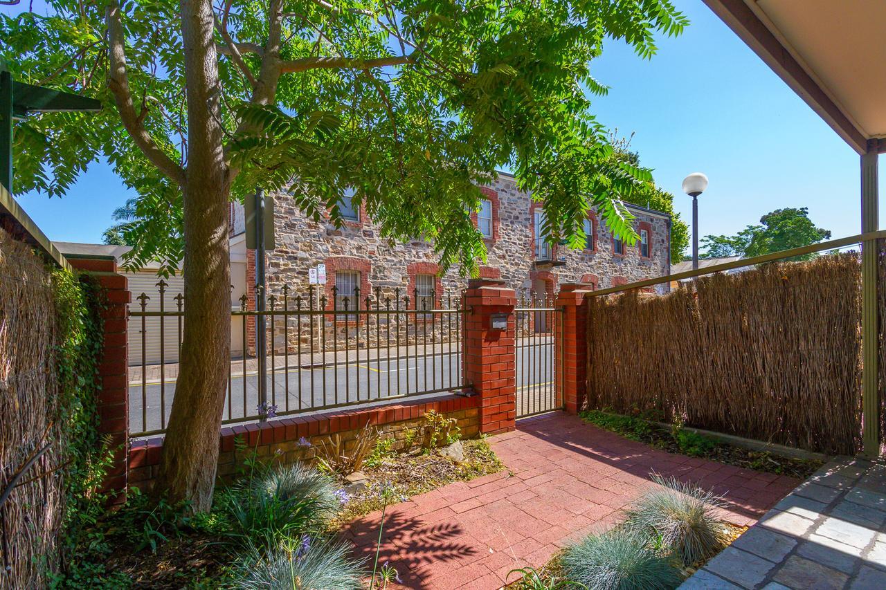 Adelaide Style Accommodation-Getaway In North Adelaide- Close To City ภายนอก รูปภาพ